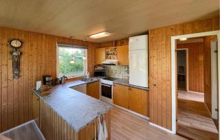3 Bedroom Cozy Home In Gedser - 4