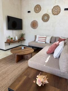Private villa - with pool and AC Close to the beach - 4