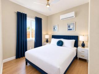 Chula Vista 5BR 3BA - 5