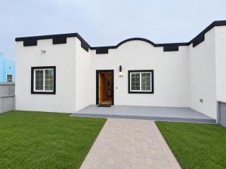 Chula Vista 5BR 3BA - 4