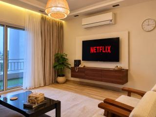 Hotel-Style 3-Bedroom Apartment Near Grand Egyptian Museum, Wasal, Madinaty, New Cairo - 4