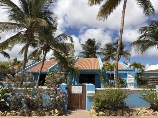 Blue Bonaire by Boutique Bonaire Unique Resorts - 9