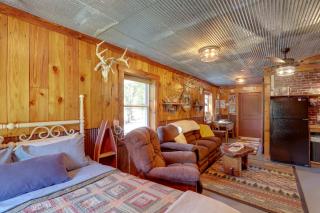 Countryside Escape! Cozy Studio w/ Patio - 3