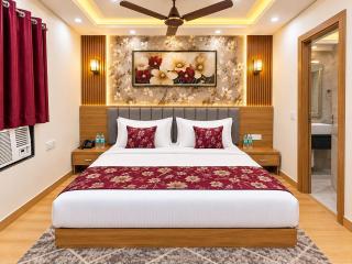 Hotel The LA CASA Luxury Near International Airport - 6