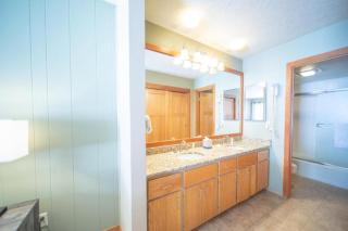 2 Bedroom Mountain Condo In Lakeside Village Near Keystone Lake With Complimentary Shuttle Service - 4