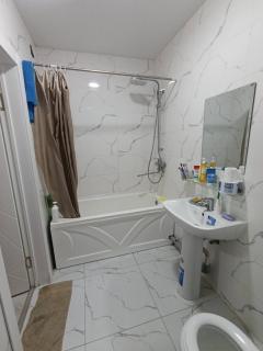 One peaceful room for relaxation - 6