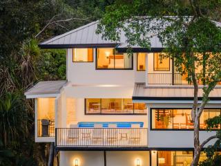 Casa Rambutan 8BR Luxury Villa & Ocean Views - 8