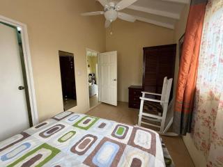 Wake Up to Greenery, Your Cosy Country Escape - 1