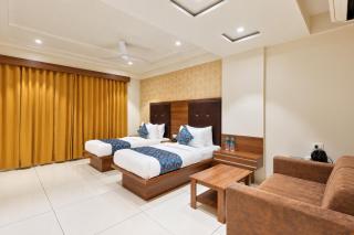 Hotel Royal Square, Ahmedabad - 5