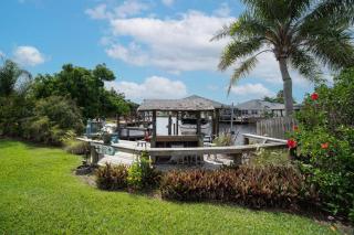Space Coast Waterfront Heated Pool Home - 7