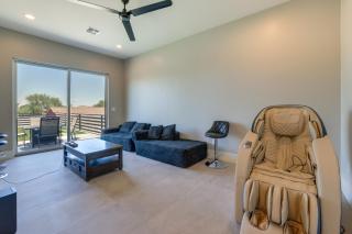 1 Mi to South Mtn Park! Home w/ Poolside Oasis - 2