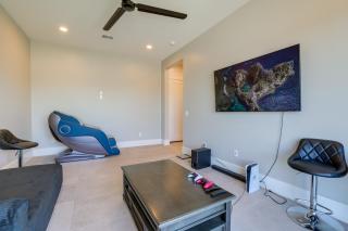 1 Mi to South Mtn Park! Home w/ Poolside Oasis - 1