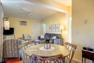 Charming Coastal Getaway in Wells, Maine - 3