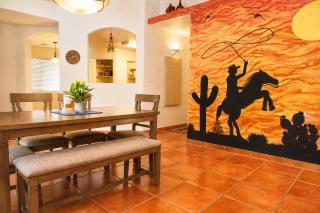 Sonoran Sanctuary w/ Garage, WFH Setup by I-10 & Downtown - 3