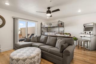 Desert Color's Sunshine and Sage 81 condo - 8