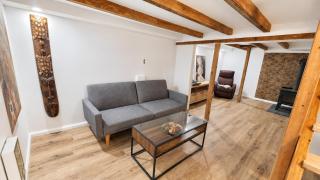 Cozy Detached House Near Chambly Basin - 2