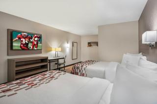 Red Roof Inn Kokomo - 2