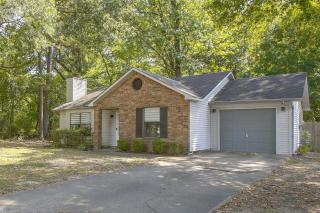 10 Mi to Dtwn Little Rock! Patio & Fire Pit - 8