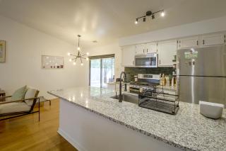 10 Mi to Dtwn Little Rock! Patio & Fire Pit - 2
