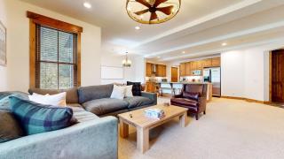Snowcreek VI The Lodges #1153 condo - 1