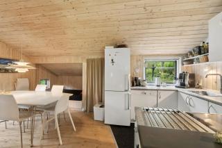 Lovely House On Helgenæs - 3