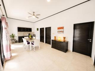 Exclusive Beachfront Resort Stay 24 Bedrooms - 9