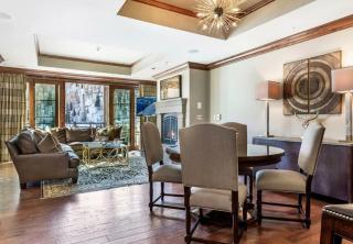 Platinum Vail Ritz-Carlton 4 Bedroom Mountain Residence Just One Block From The Eagle Bahn Gondola - 4