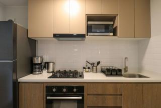 Deluxe 3BR with Balcony in Prime Miraflores - 2