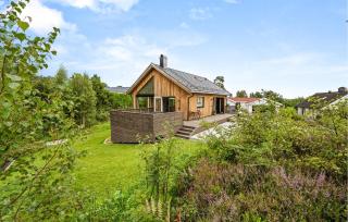 Lovely Home In Kolbjørnsvik With Sauna - 9