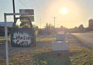 Firefly at The LakesideGypsy - 2