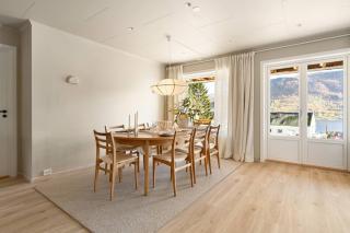 Luxury Villa, panoramic city views with pool table - 4