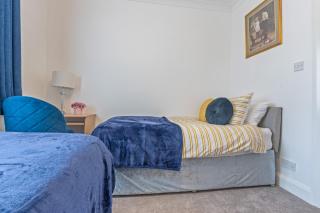 Large 4BR Family Home Streatham Hill Sleeps 8 - 6