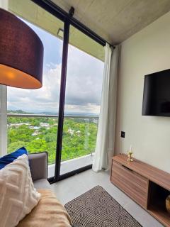 Pool and view, modern apartment in Escalón - 8