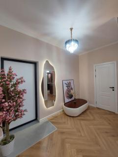 Miracle Luxury Apartment - 7