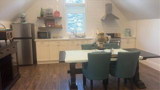 Entire Private one bedroom apartment Alton, Ont - 0