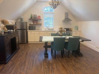 Entire Private one bedroom apartment Alton, Ont - 9