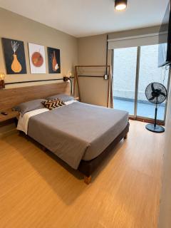Apartamento privado con patio interno en Medellín ONE103 By Roots Rentals - 9