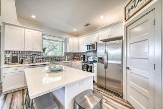 Lake Travis Home Hot Tub, Pool & Golf Access - 1