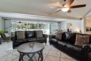 Coastal Bradenton Villa w/ Heated Pool + Spa - 8