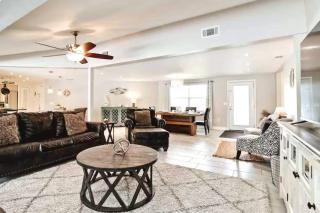 Coastal Bradenton Villa w/ Heated Pool + Spa - 2