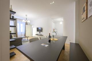 Stephansdom Premium Apartments - 9