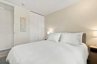 Flintstone Flat - Central 3 Bedroom Escape - 1