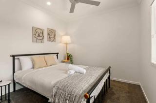 Arvia Residences 5BR Warm Family Duplex - 8