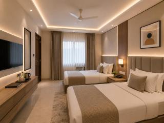 Hotel Krone Plaza Near IGI Airport Delhi - 2