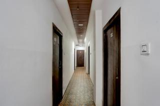 Super Hotel O Green Park Guest House - 4