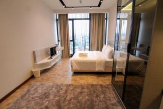 Expressionz Suites by Mana Mana - 2