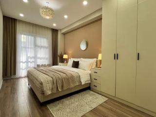 Central 116sqm I 3BR, 2Bath Modern Condo - 8