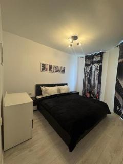 Nice Aparts with Pool and Parking - 5