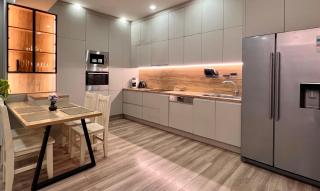 Central 116sqm I 3BR, 2Bath Modern Condo - 3