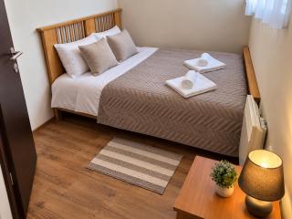 Mountain Panorama Private Apartment in Snow Lodge - Bansko - 9